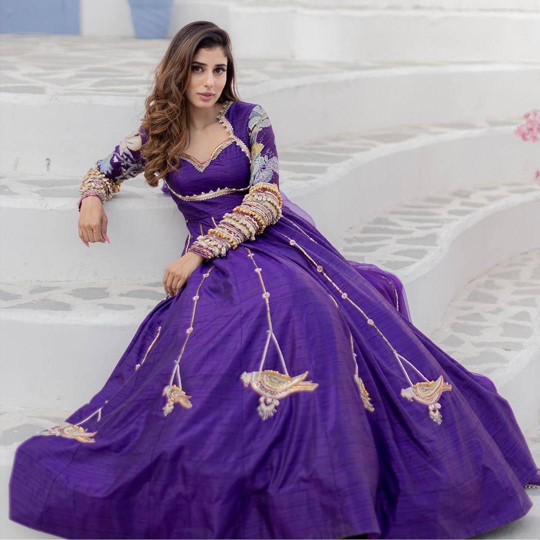 DESIGNEREMBROIDERED ANARKALI GOWN WITH DUPATTA