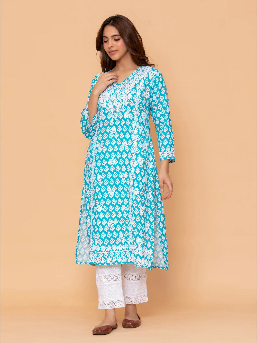 Chikankari Kurta in Mul cotton in Hot blue