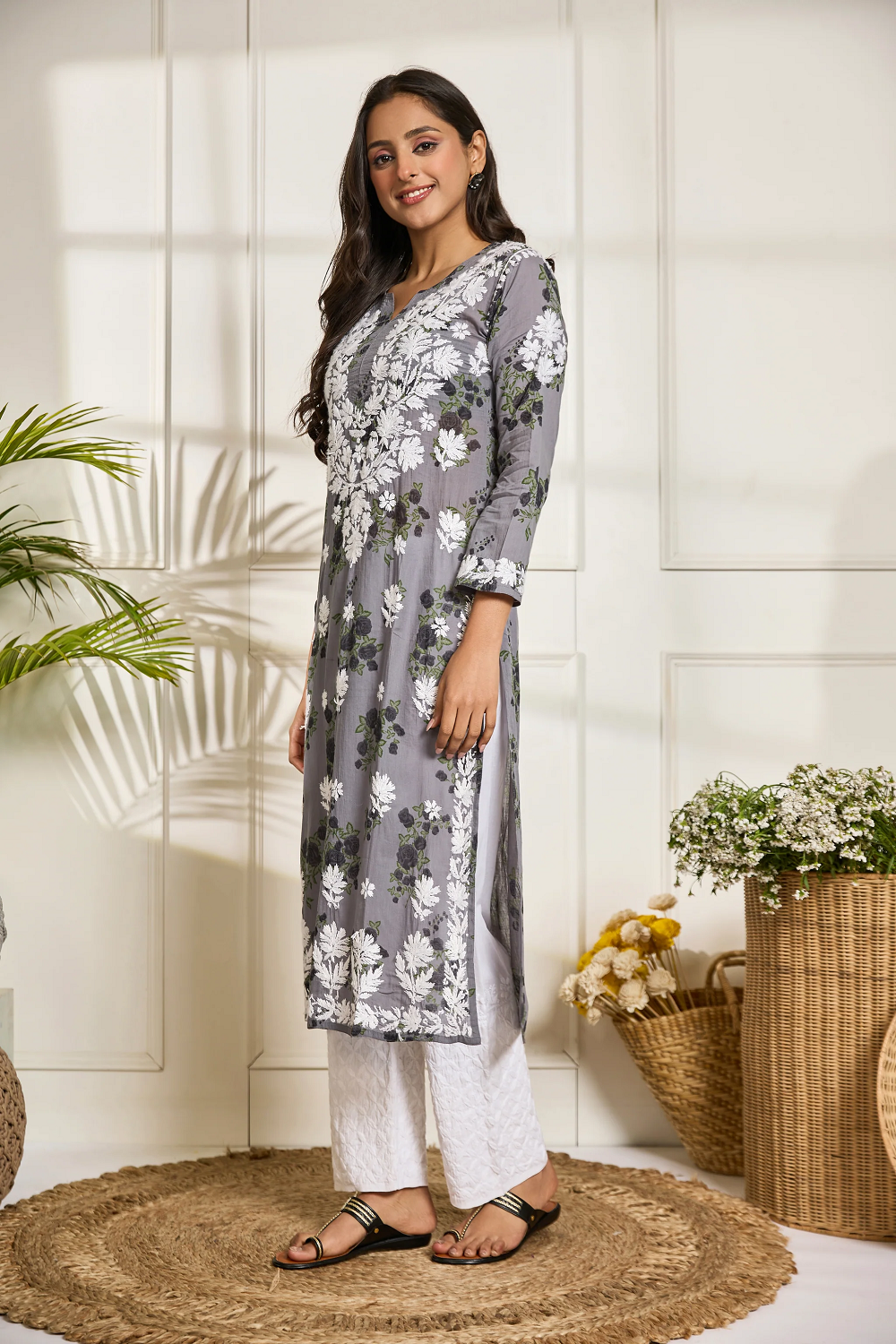 Chikankari Kurta Setin Mul cotton in Grey print