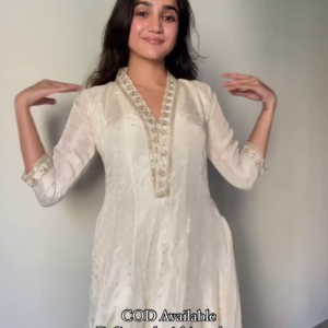 Latest Silk Salwar Suit For Festive