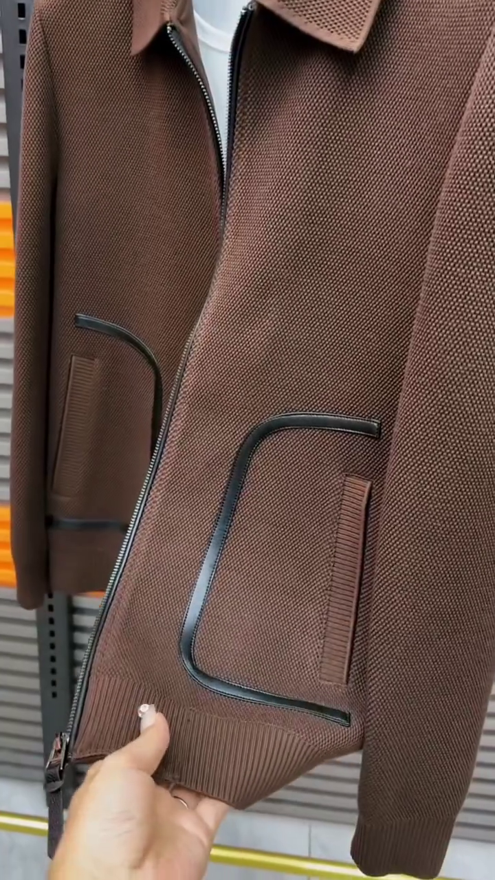 Men’s Textured Knit Zip-Up Bomber Jacket