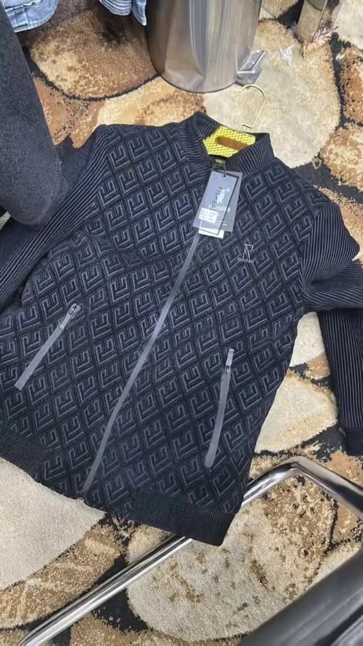 Men’s Classic Textured Wool Blend Zip Jacket - Image 2