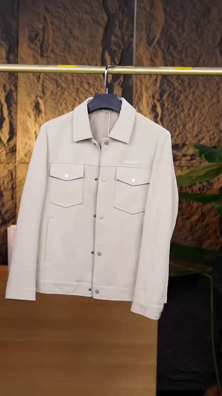 Men’s Structured Shirt Jacket with Flap Pockets - Image 4